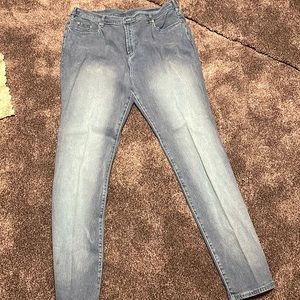 Women’s jeans plus size 18WT DG2 byDiane Gilman.great condition,straight leg